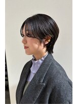 アクセ 耳だしショート大人ショート似合わせカットニュアンスカラー