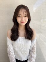 オーロ(ORO)&nbsp;ゆるまきが映えるナチュラルくびれヘア