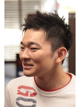 ヘアメイク グリーン アール(HAIR MAKE Green R) ベリーショートツーブロックアレンジスタイル