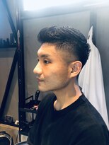 カレンズオブスタイル(CURRENNS OF STYLE) フェザーアップ フェードカット