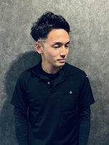 ベース(BASE)&nbsp;Cafe&Barber BASE×パーマして剃り込んでるやん！！