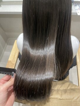 ナンバー 大分中央町店(N°) 【ERIKA】@ek07__number ☆ツヤツヤストレート☆