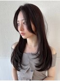 20代シースルーぱっつん前髪で結んでかわいいフェイスレイヤー
