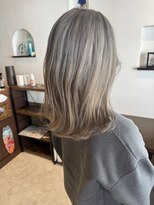 レオ(LEO)&nbsp;ホワイトベージュ