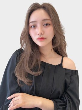 ユーフォリア 渋谷グランデ(Euphoria SHIBUYA GRANDE) レイヤーカット　ミルクティーブラウン　顔まわりカット