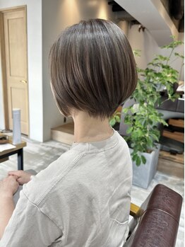 髪の美しさを引き出し自分らしさも引き出せるサロン☆お洒落な上質空間でスタイリング技術満足度◎