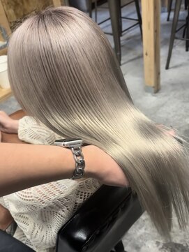 リット(lit) 艶々なハイトーンになるには