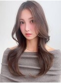《NYLON.》韓国風レイヤー×透明感ベージュ