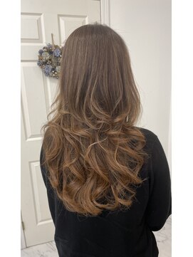 サロンドノア(Salon de NoA) ロングヘア