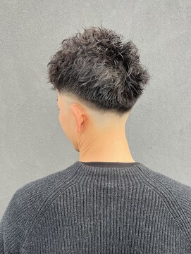 ミナト(minato) ツイストパーマ【大人世代/メンズ/ショート】