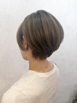 シェリーバイレイドバック 渋谷(cheri by LAIDBACK)&nbsp;ケアブリーチショート透明感ベージュカラー