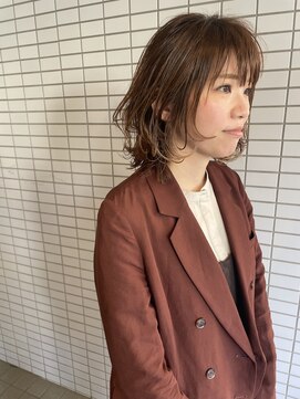 ヘアアンドスペース ベロン(hair&space velon) ミディアムウルフ