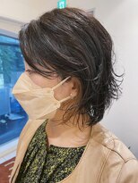 マージュ ギンザ(marju GINZA)&nbsp;くせ毛をスタイリングでオシャレパーマスタイルに！