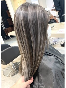 リア 近鉄八尾店(Lia) コントラストハイライト