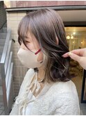 やわらかベージュ