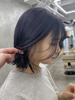 ソーコ 渋谷(SOCO) インナーカラーミルクティーベージュ切りっぱなしボブ外ハネボブ