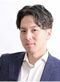 30代からのスーツセンターパートアップバングビジネススタイル