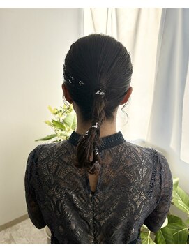ランプヘアーデザイン(LAMP HAIR DESIGN) タイトポニーテール/ミディアムヘア