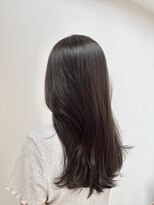 フラット(flat) ２０代３０代透明感グレージュ/韓国風/アディクシー/髪質改善