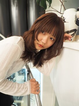 シキ 渋谷(siki) ハイトーン/ブリーチ/レイヤーカット/シアーカラー/渋谷/原宿