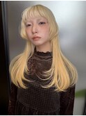 抜きっぱなしブロンドヘアー