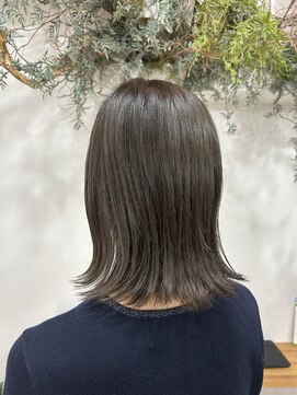 シーバイトリコ 市川(SEA by tricot) オリーブベージュ