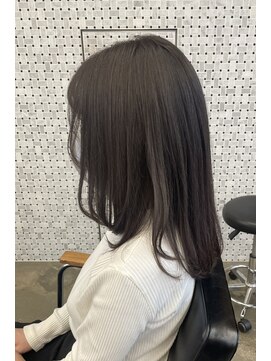 アコロン 武蔵小杉(acoron.) ツヤ感が際立つナチュラルミディアム×武蔵小杉