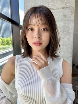 イル 天神西通り店(ill) 20代30代ボブ/ミディアムレイヤー/グレージュ/透明感/天神/大名