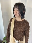 暗髪レイヤーボブ