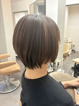 ヒストリー 元住吉(History) 丸みショートボブ ナチュラルブラウン