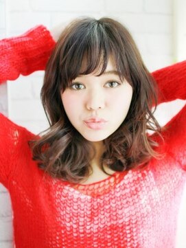 ヘアメイク ナル(hair make nalu) リバース巻きのゆるカールスタイル