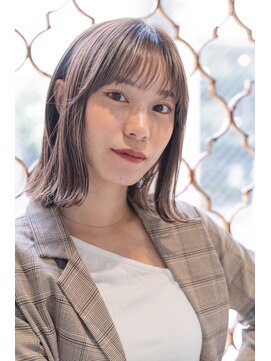 アメリ 新宿(Ameri) Ameri 透明感ミルクティグレージュ　イルミナカラー　【新宿】