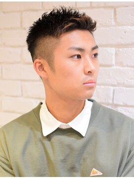 フリーク バーバーショップ 都島店(FREAK BARBER SHOP) 簡単1分スタイリングオシャレボウズ刈り上げアップバング