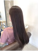 *枝毛や切れ毛を馴染ませるサラサラロング*