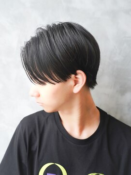 アルファ 新宿(alpha) フェザーパーマ/刈り上げセンターパート/サーフカール[新宿]