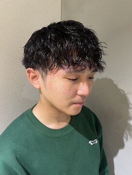 ベルバイリトル(belle by little) ツイストスパイラルパーマ