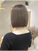 ミルクティーベージュぷつっとボブケアブリーチ 梅田
