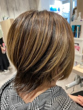 エヌアンドエー せんげん台店(N&A) レイヤーカット×ウルフ ハイライト/白髪ぼかし/白髪染め