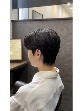 ルシード スタイル リコット(Lucido Style Ricotto) センターパート/メンズカットスパ韓国ツヤ清潔感フェザーパーマ