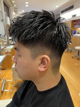 シーツー 三吉店(C2) フェードショート