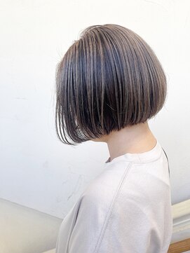 モリオ フロム ロンドン 成増店 【morio成増 セリザワ】刈り上げショートボブ アンブレラカラー