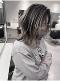 ハイライトカラーミルクティーベージュレイヤーカット