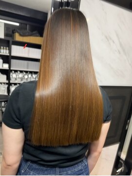 ピリオド 松阪(Period.) 美髪矯正＋髪質改善　切りっぱなしロング