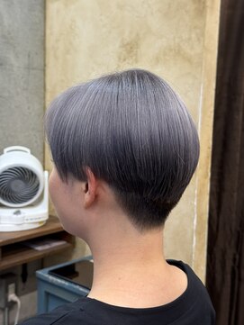 美容室カードル 新小岩店(Cadre) ブリーチカラー/透明感カラー/刈り上げショートスタイル