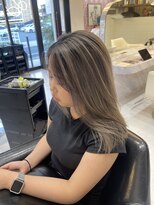 髪屋 紬 バレイヤージュ×グレーベージュ