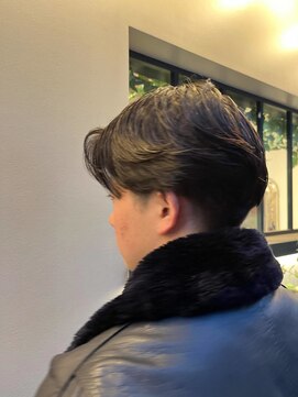 ムーン(moon) MEN’S HAIR/サーフカール/刈り上げセンターパート/武蔵小杉