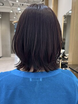 ソワネ 表参道(soigne) 表参道白髪ぼかしハイライトミディアムボブアッシュグレー50代◎