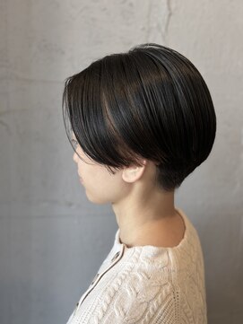 モア(.moA) ハンサムショート