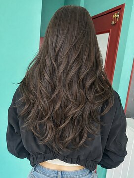 モルト 麻生(molt) 韓国風　ハイレイヤーカット　Cカールパーマ　ダークブラウン