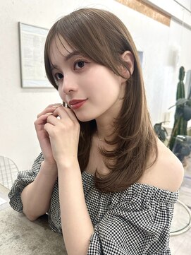 ポーチバイハニー オモテサンドウ(PORCH by HONEY omotesando) ミディアムレイヤーベージュ顔まわりカット2